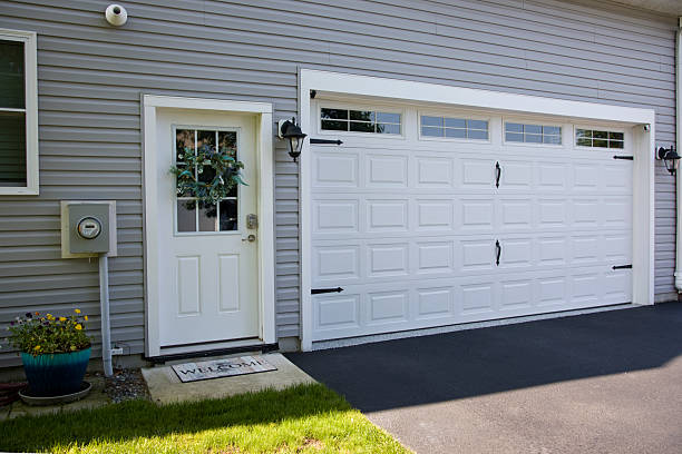 24/7 Emergency Garage Door Panel Replacement experts in Quay County County, NM